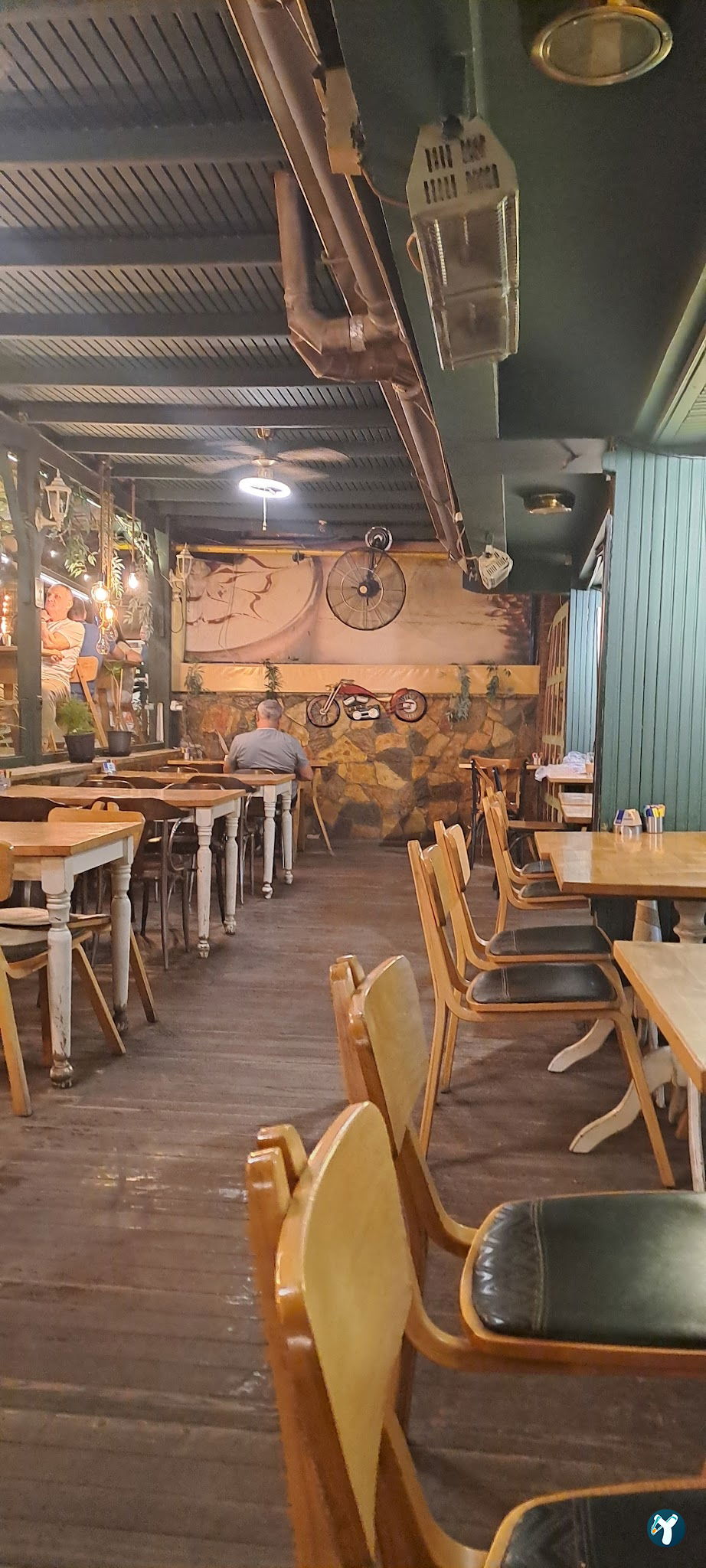 Dante Cafe