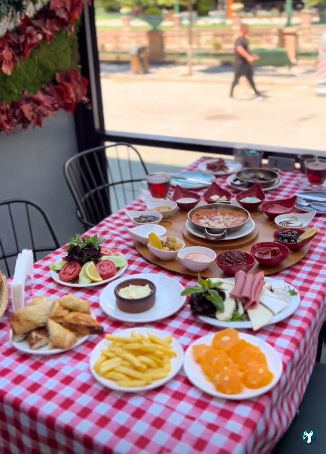 Dante Cafe