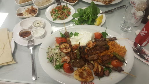 Menemen Şelale Pide Restorant Kebap Salonu