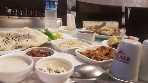 Menemen Şelale Pide Restorant Kebap Salonu