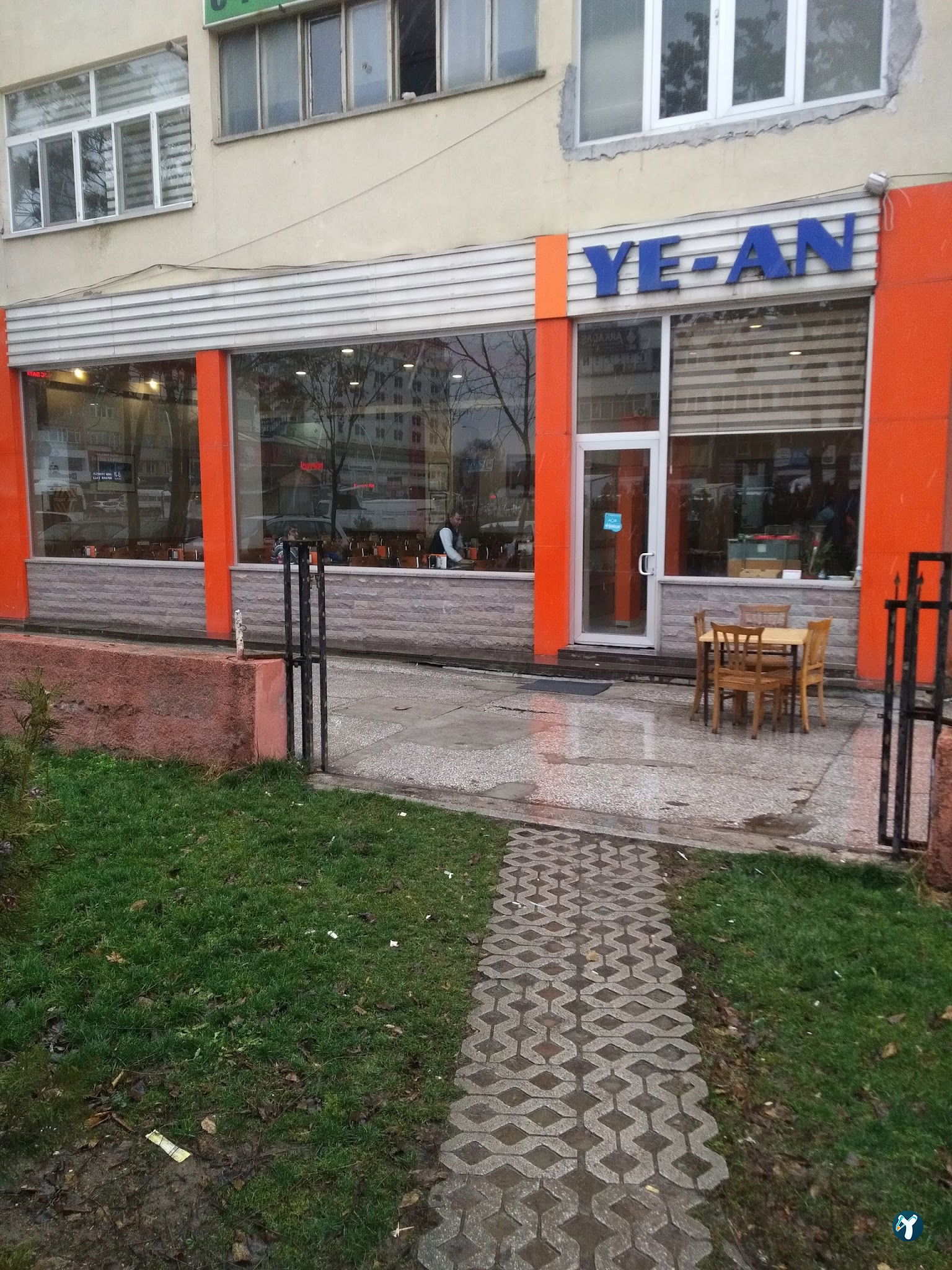 Ye-An Pide