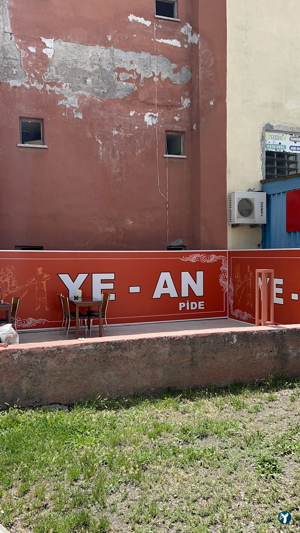 Ye-An Pide