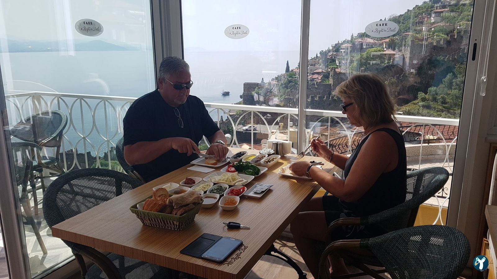 Cafe Zeytin Dalı