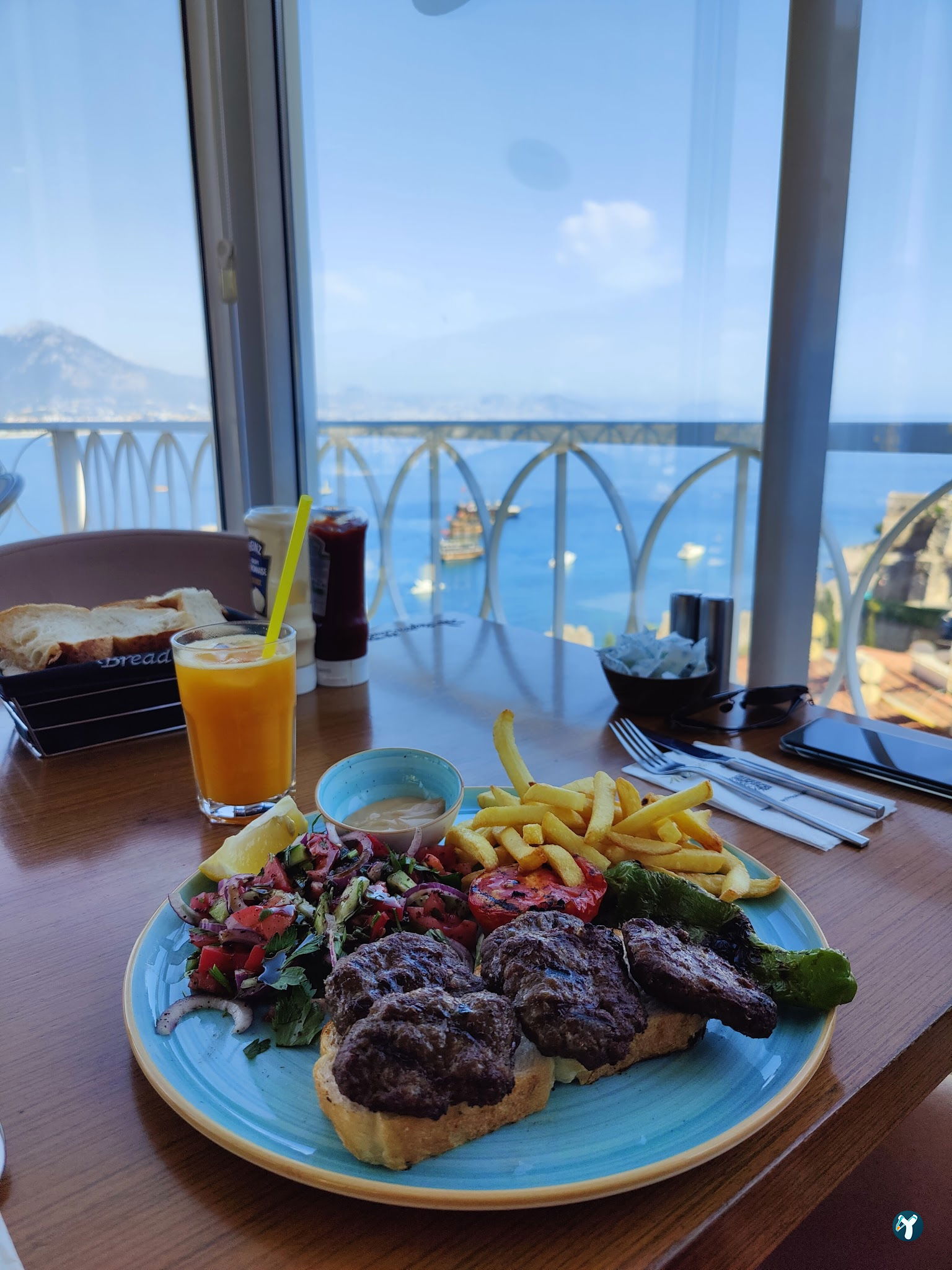 Cafe Zeytin Dalı