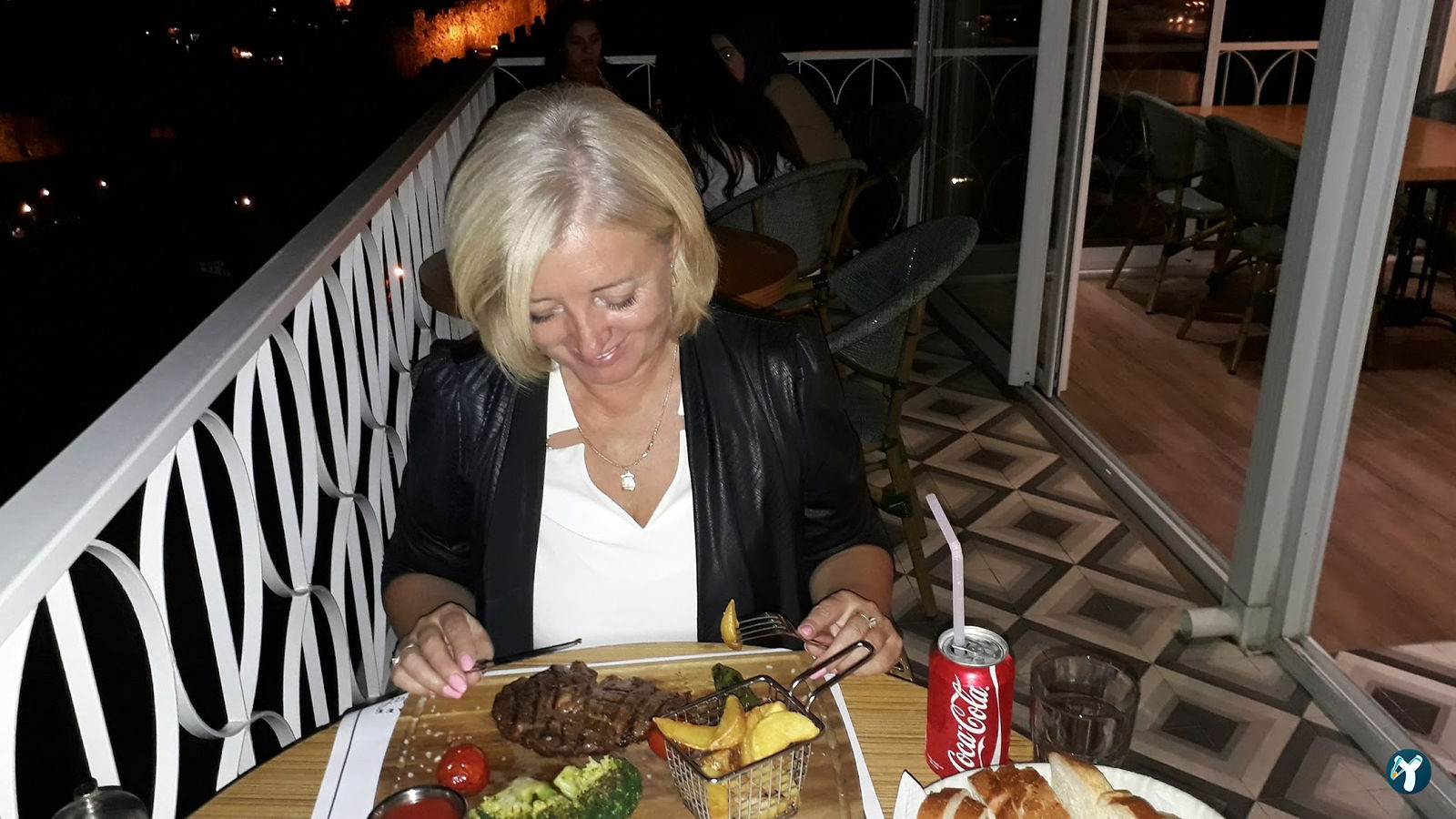 Cafe Zeytin Dalı