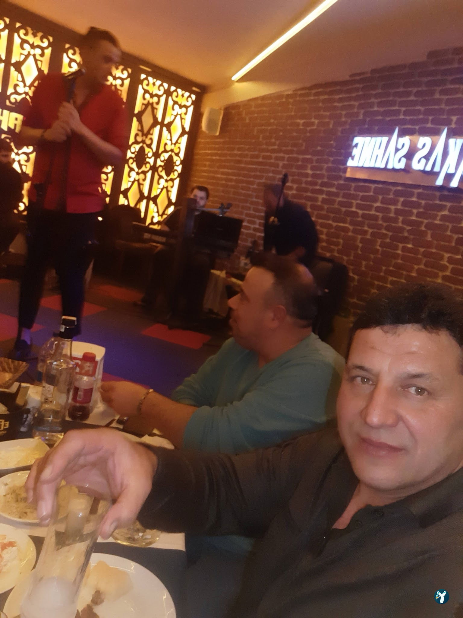 Ni̇lüfer Beyaz Ocakbaşi Rakkas Sahne