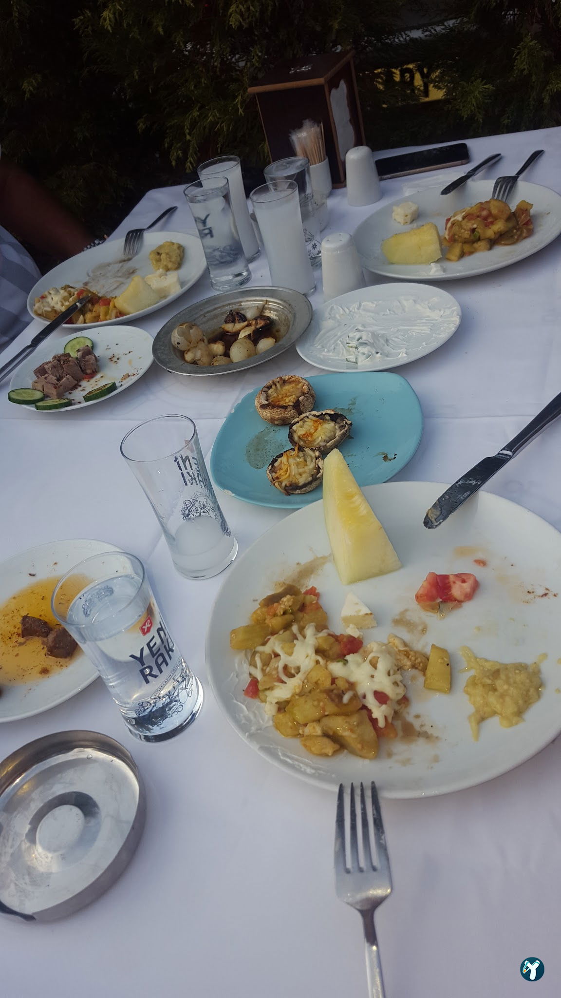 Ni̇lüfer Beyaz Ocakbaşi Rakkas Sahne