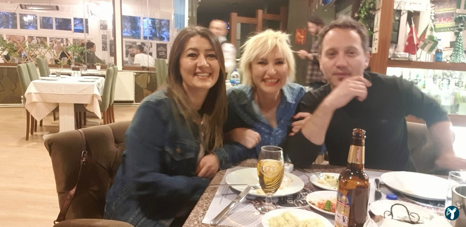Ni̇lüfer Beyaz Ocakbaşi Rakkas Sahne