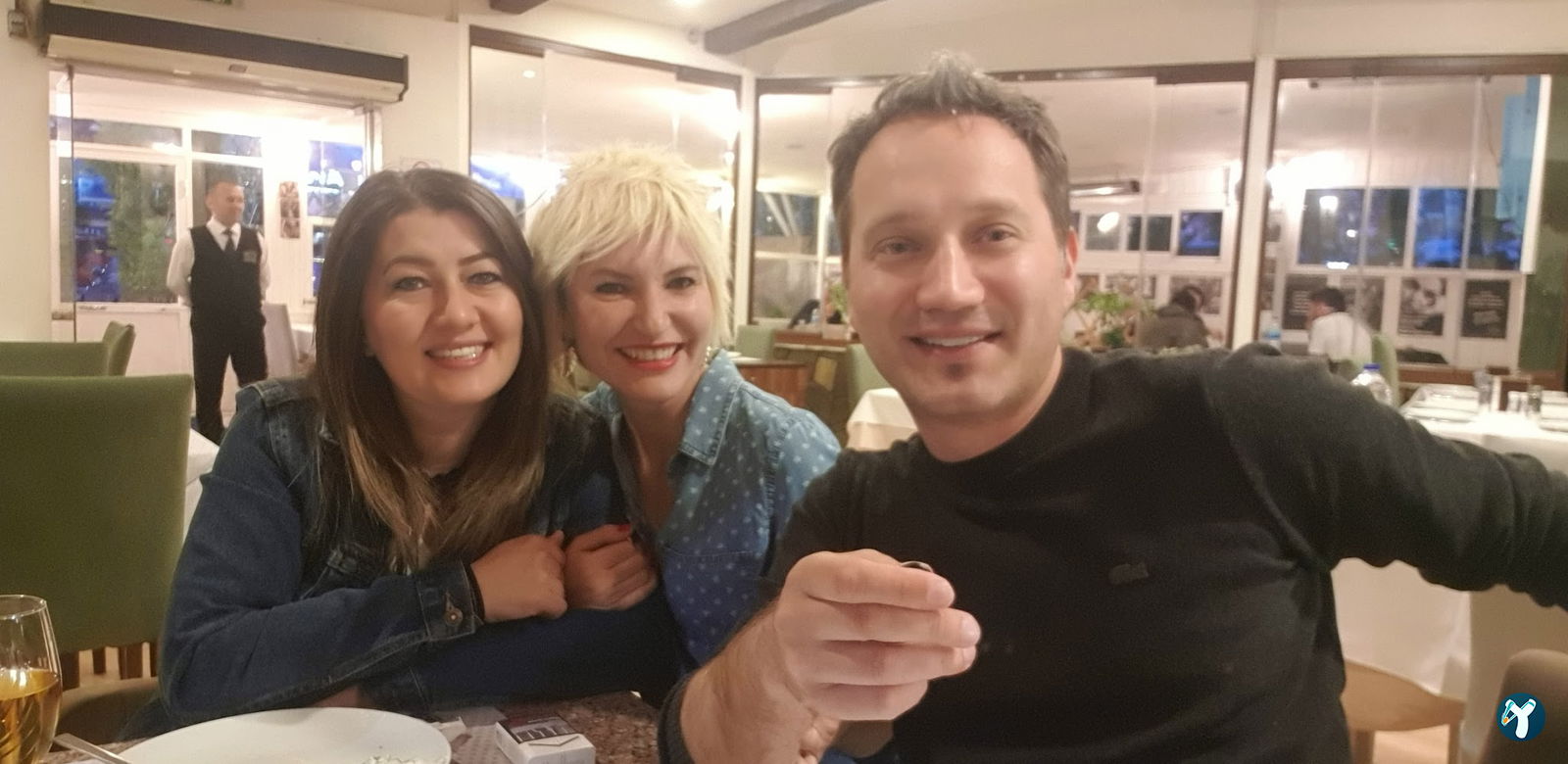 Ni̇lüfer Beyaz Ocakbaşi Rakkas Sahne