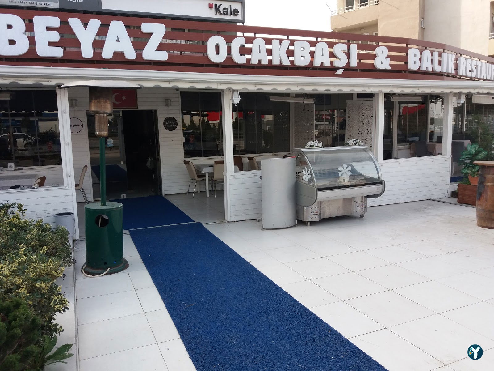Ni̇lüfer Beyaz Ocakbaşi Rakkas Sahne