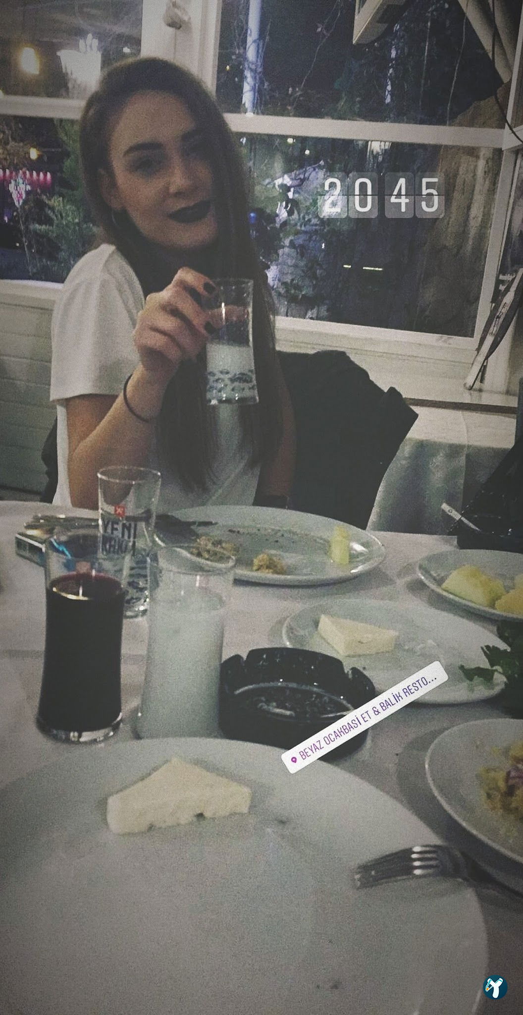Ni̇lüfer Beyaz Ocakbaşi Rakkas Sahne
