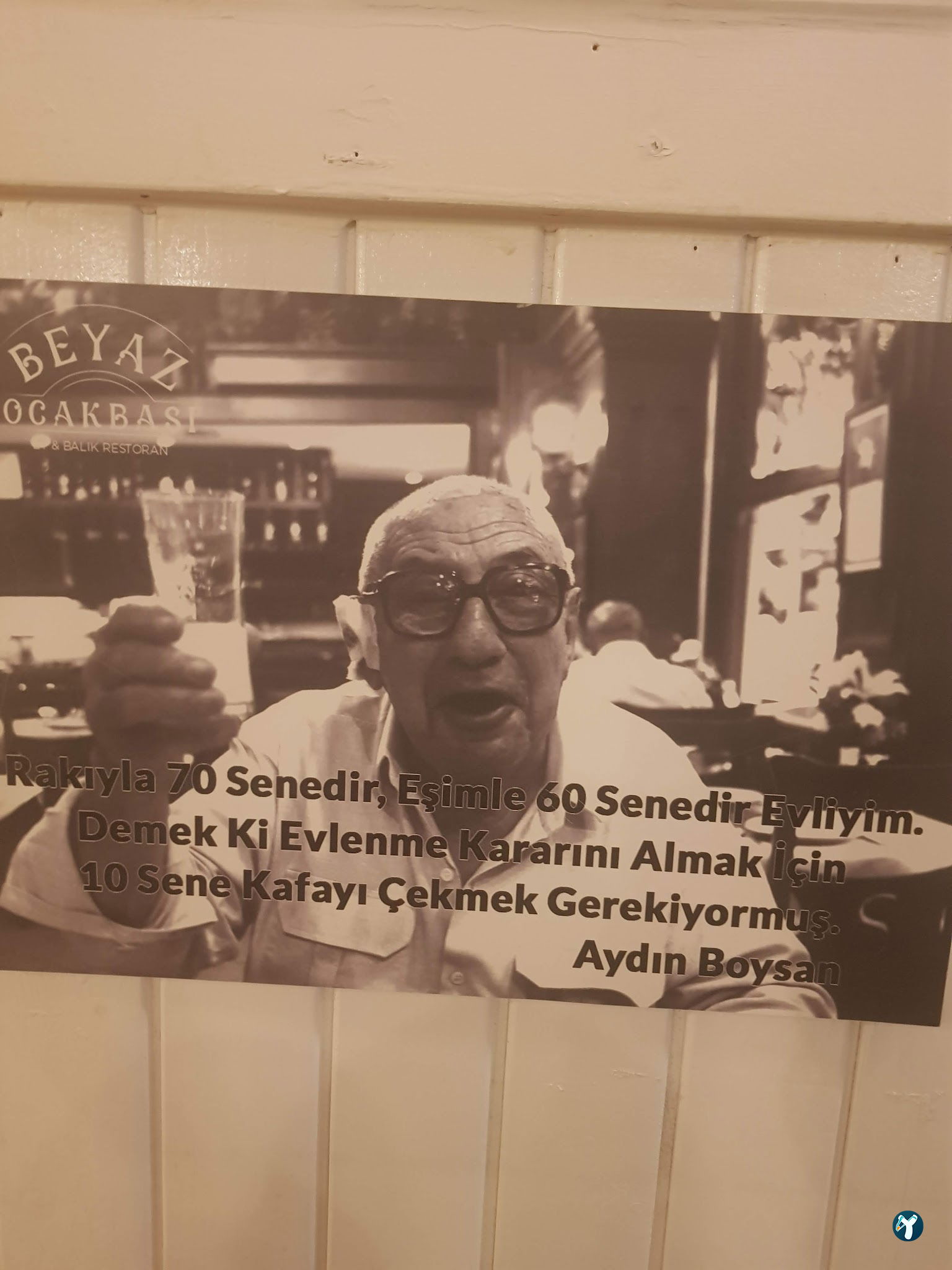 Ni̇lüfer Beyaz Ocakbaşi Rakkas Sahne