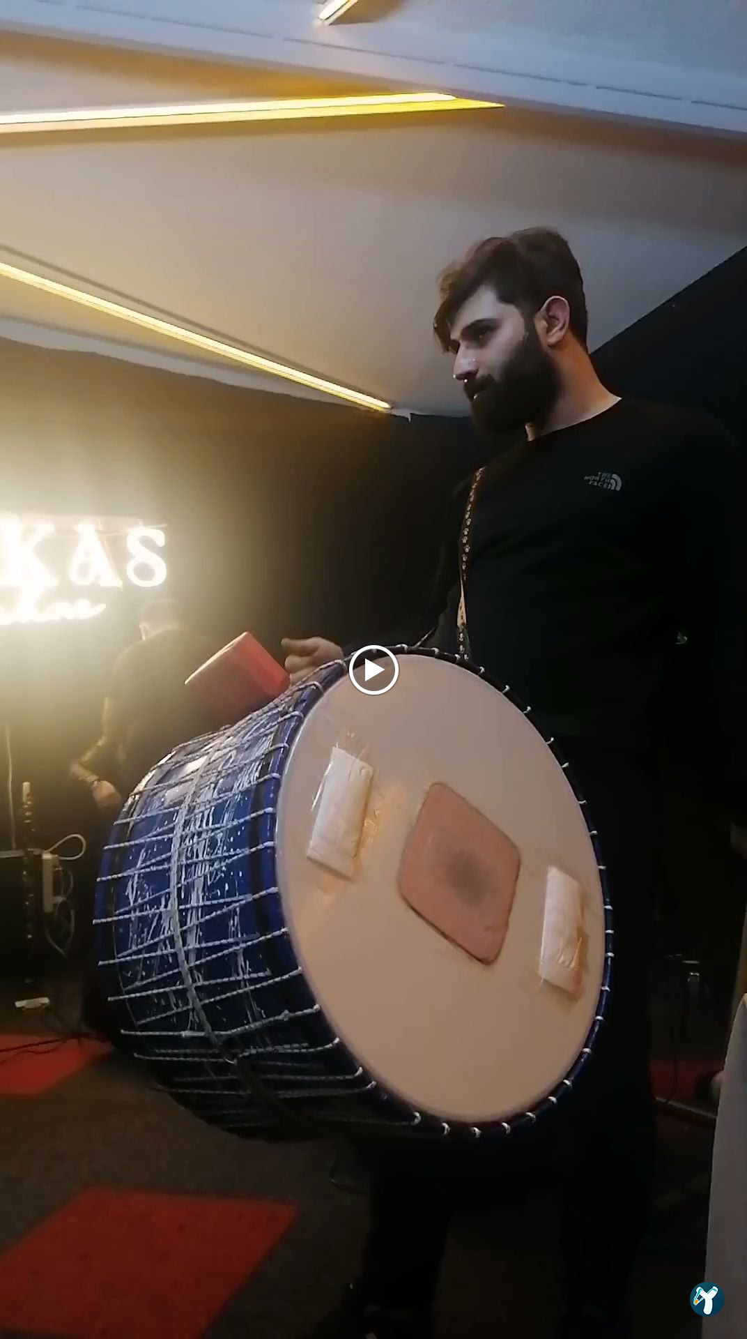 Ni̇lüfer Beyaz Ocakbaşi Rakkas Sahne