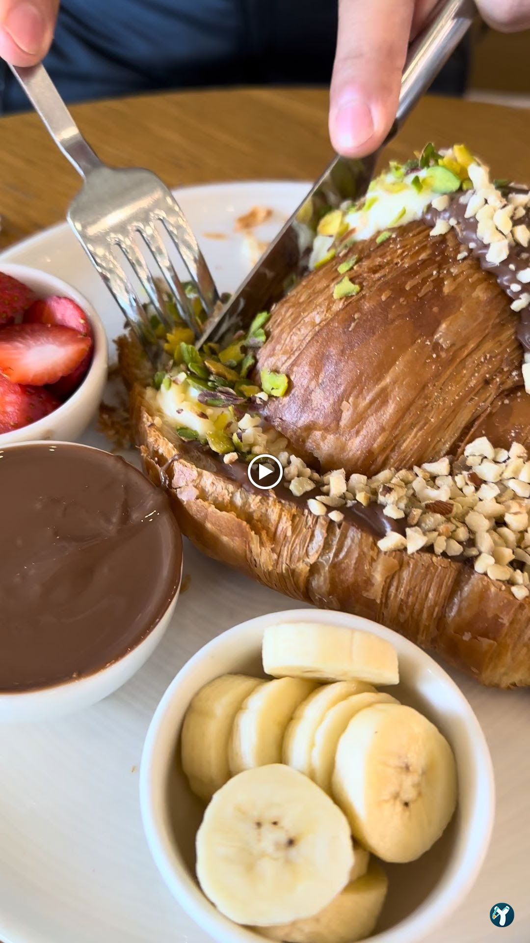 B'Eat Cafe & Brasserie Via Flat