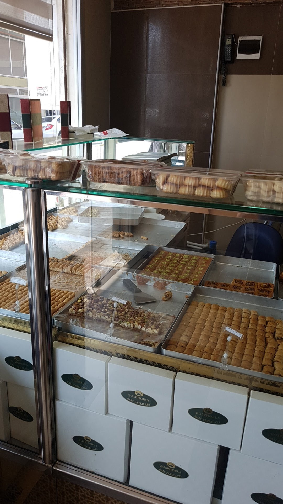 Bosphorus Damascus Desserts