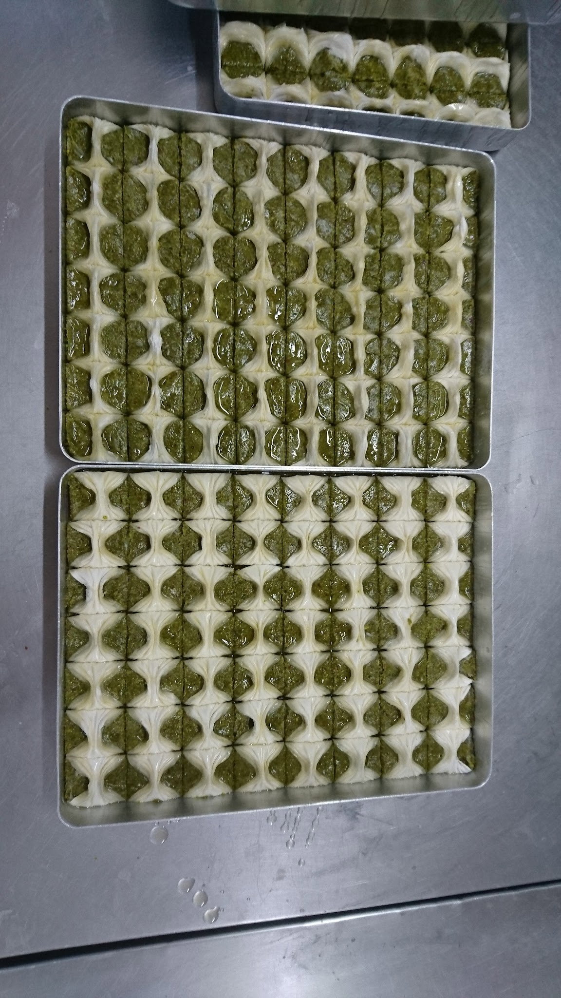 Bosphorus Damascus Desserts