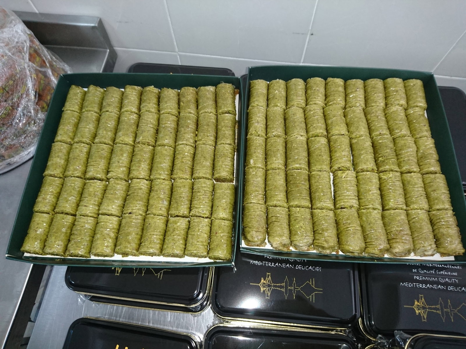 Bosphorus Damascus Desserts