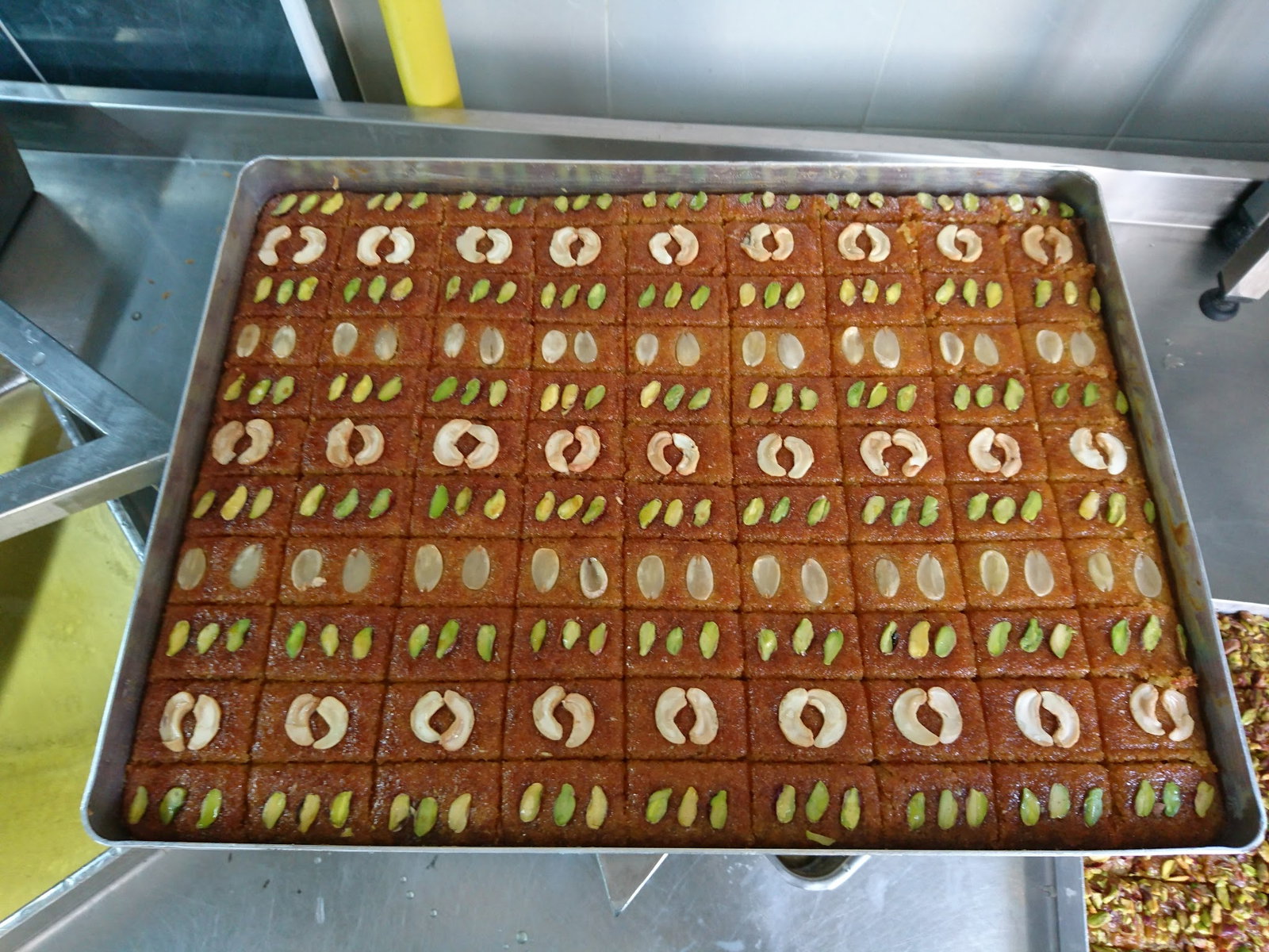 Bosphorus Damascus Desserts