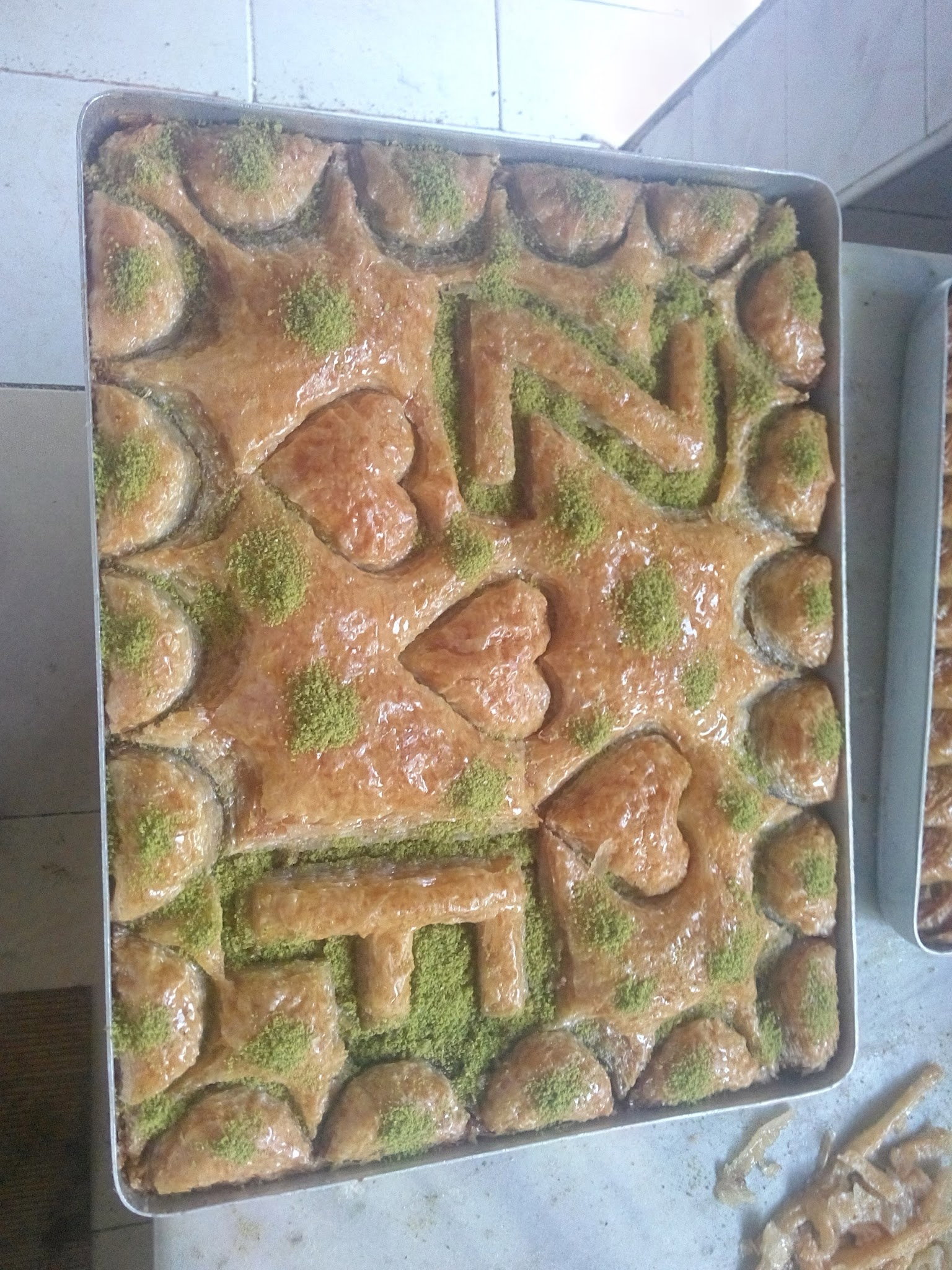 Bosphorus Damascus Desserts