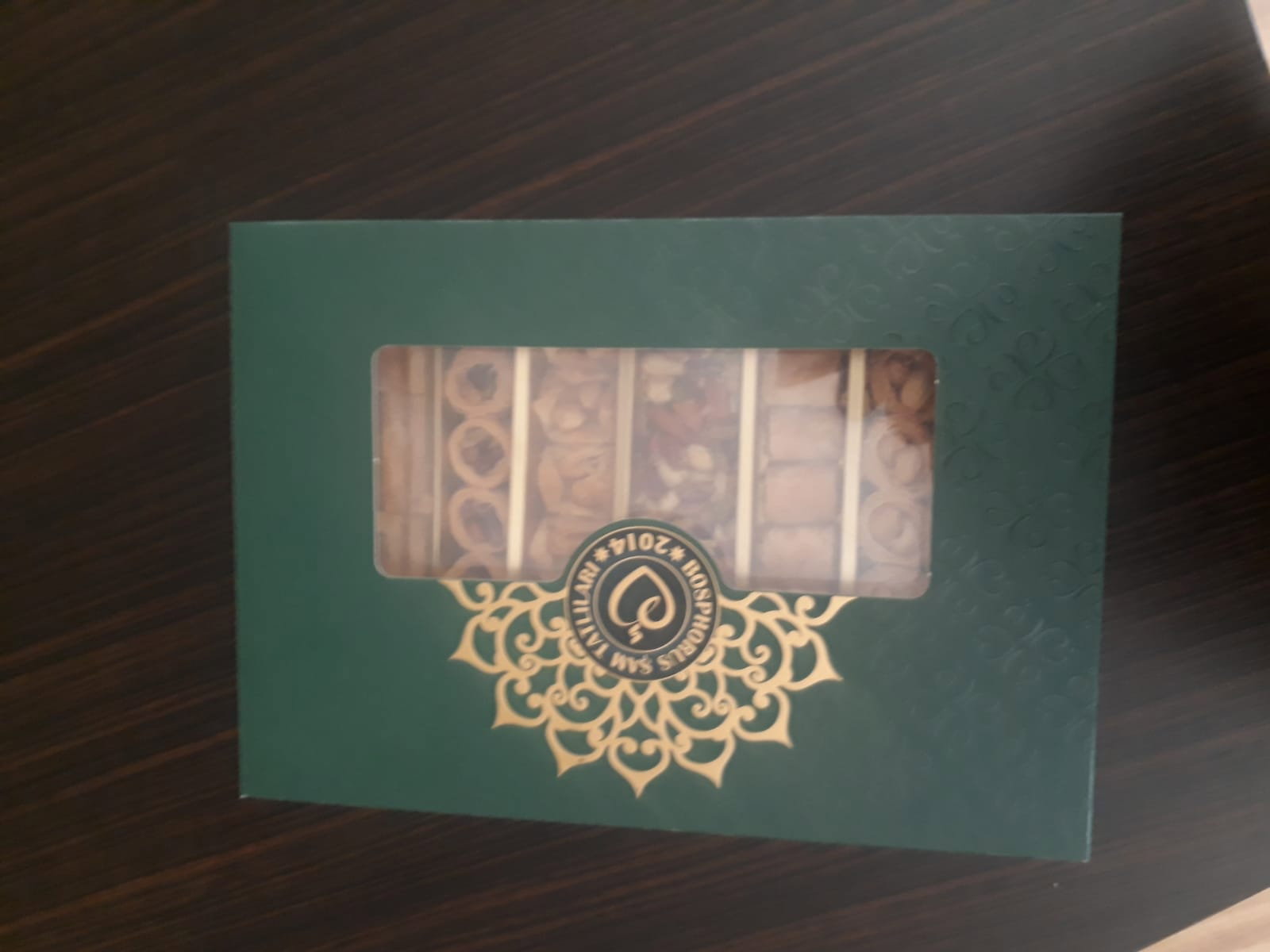 Bosphorus Damascus Desserts