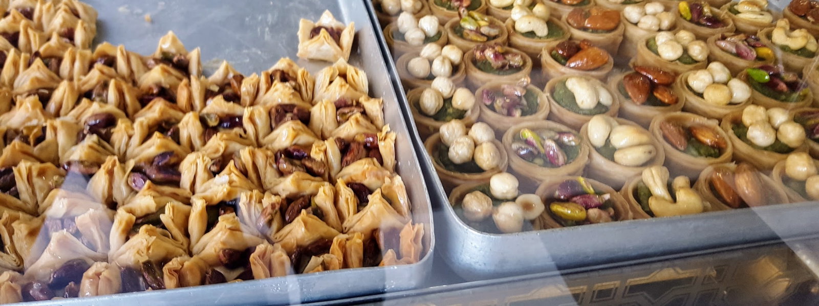 Bosphorus Damascus Desserts