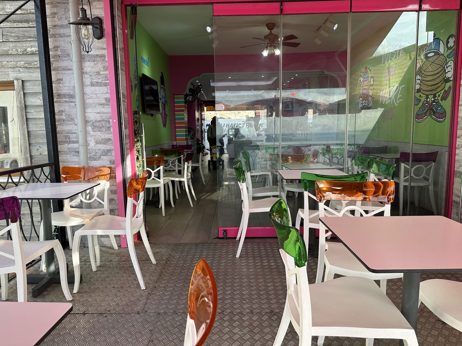 Venedik Dondurma & Waffle