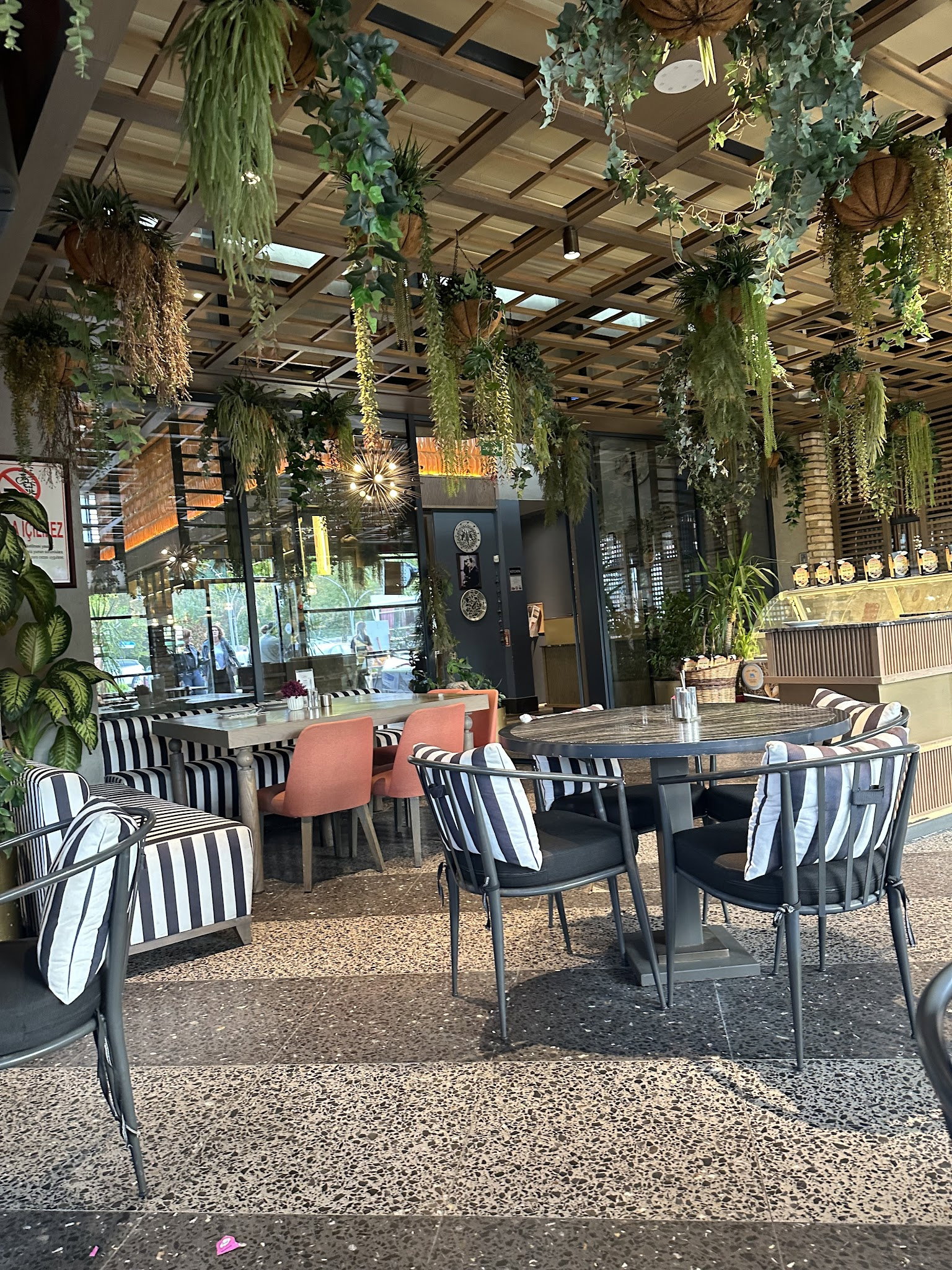 Emirgan Sütiş Bahçeşehir