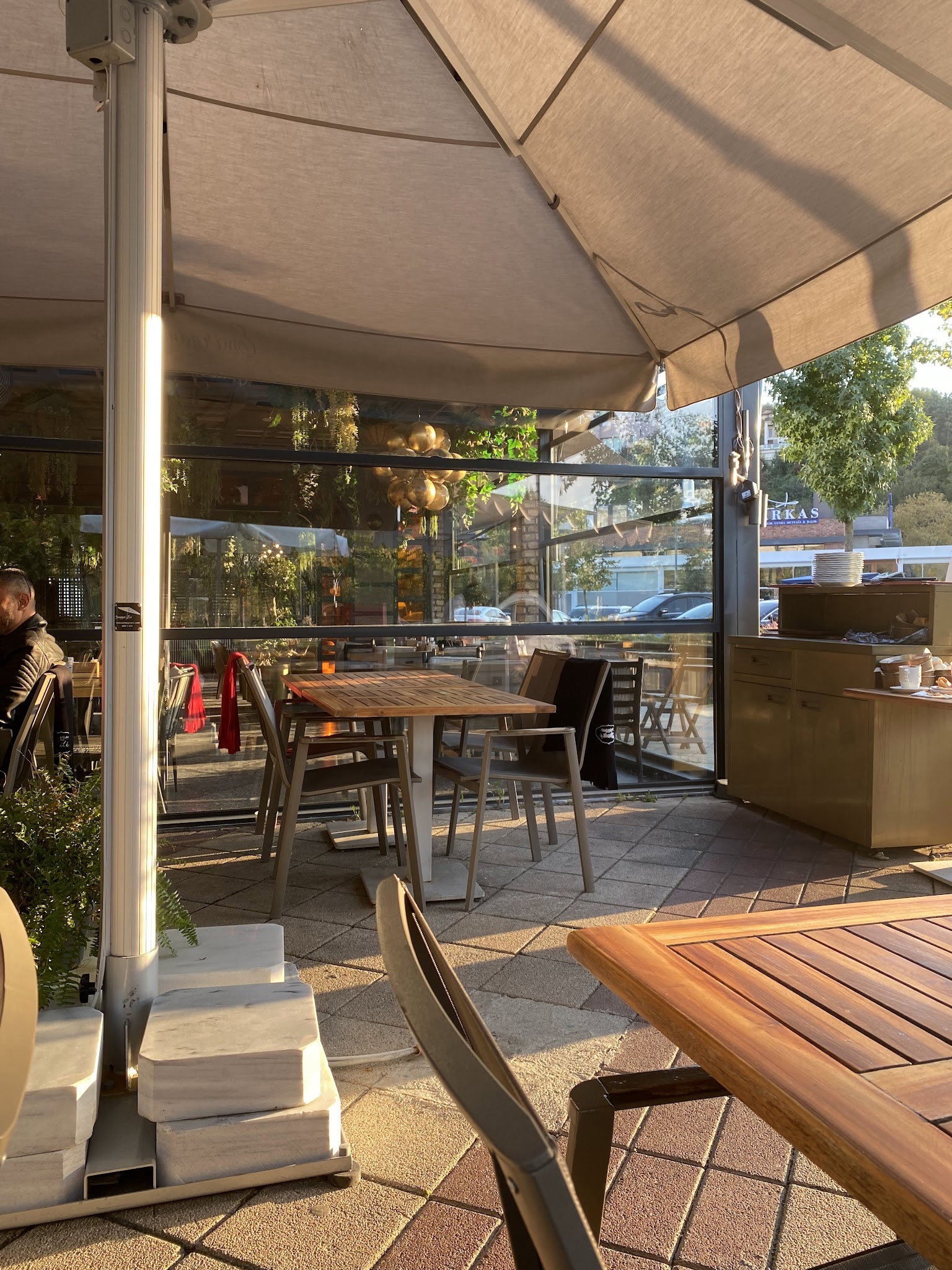 Emirgan Sütiş Bahçeşehir