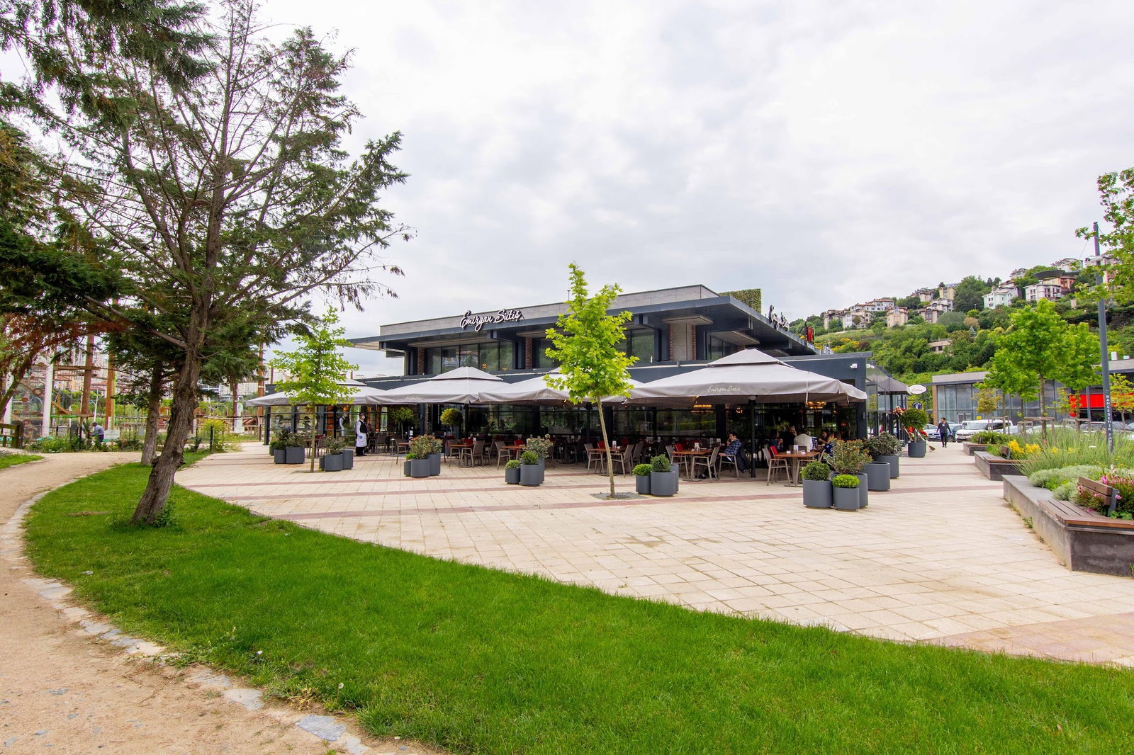 Emirgan Sütiş Bahçeşehir