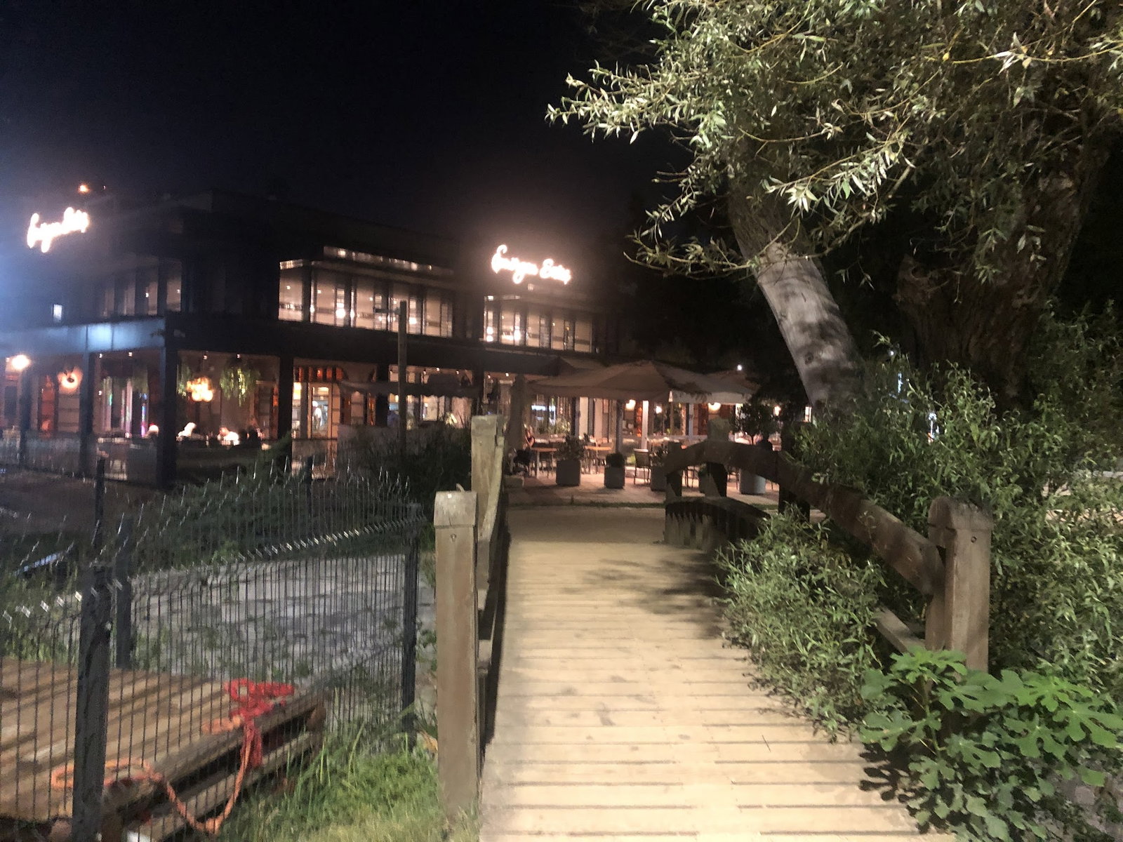 Emirgan Sütiş Bahçeşehir