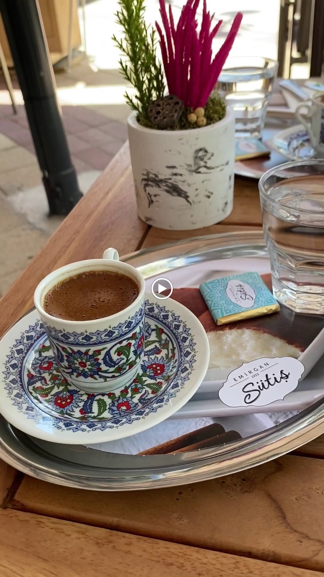 Emirgan Sütiş Bahçeşehir