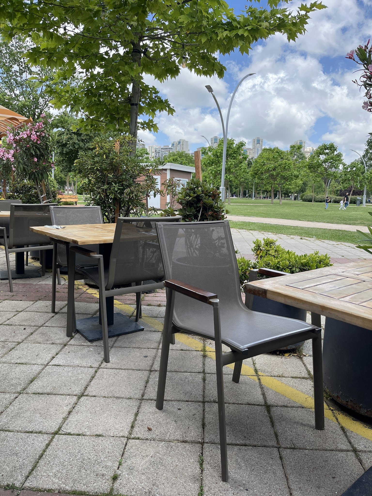 Emirgan Sütiş Bahçeşehir