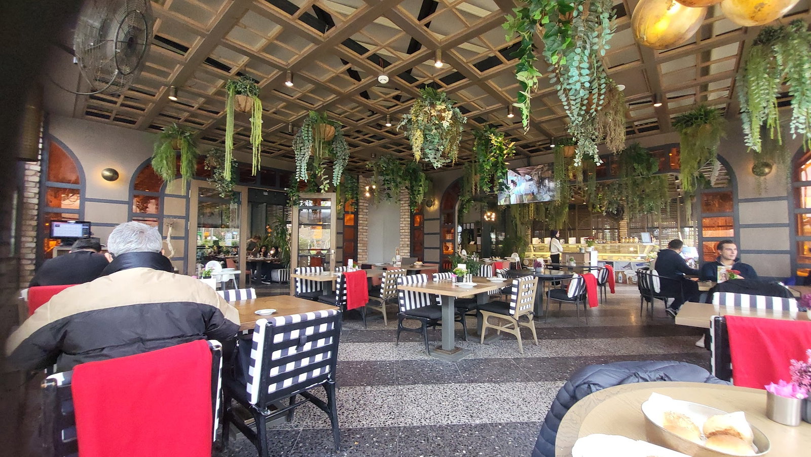 Emirgan Sütiş Bahçeşehir