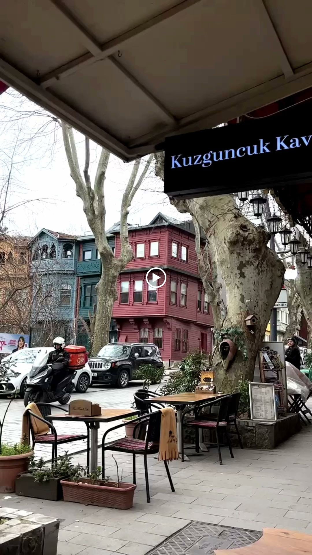 Kuzguncuk Kavurmacısı
