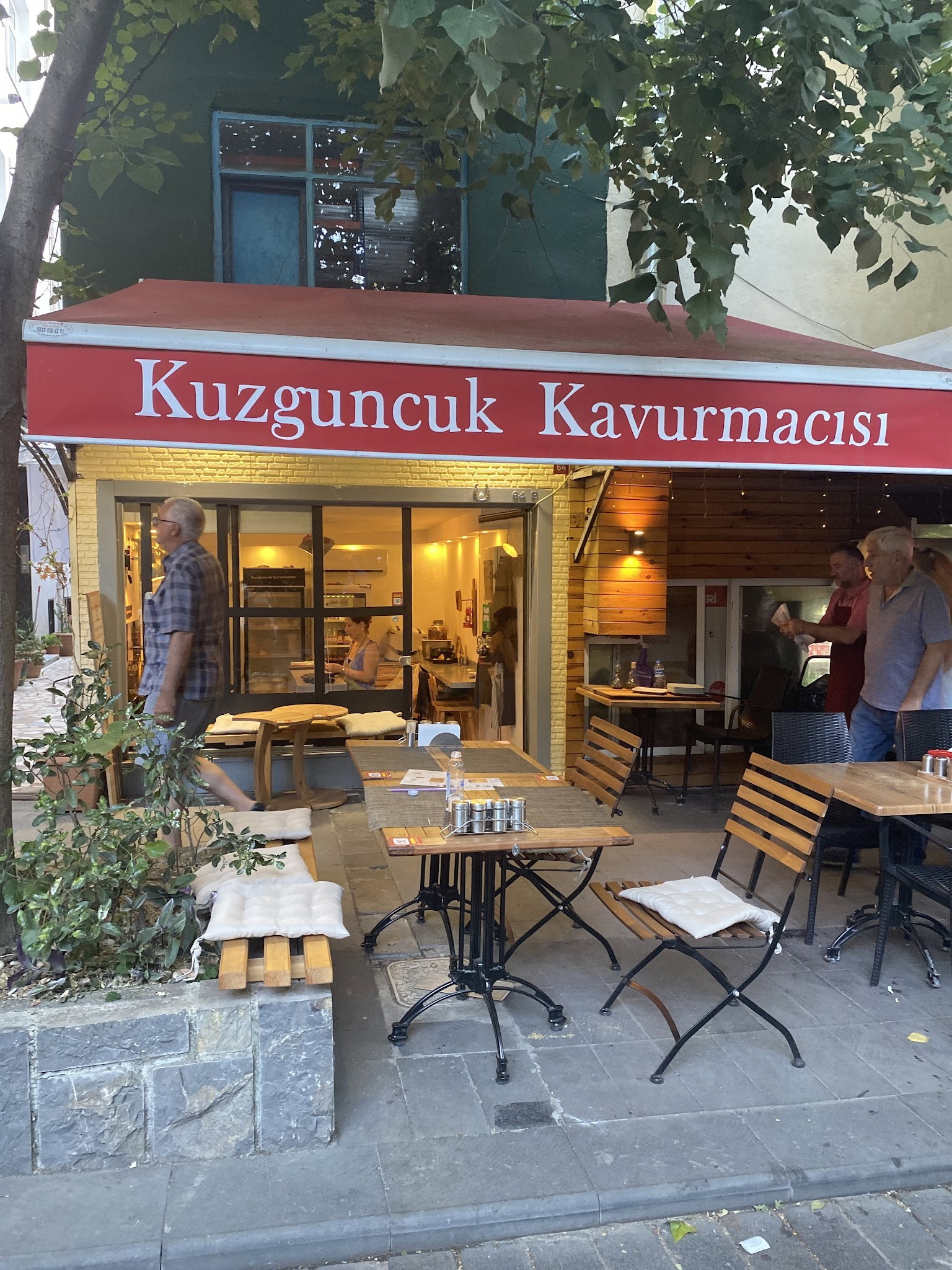 Kuzguncuk Kavurmacısı