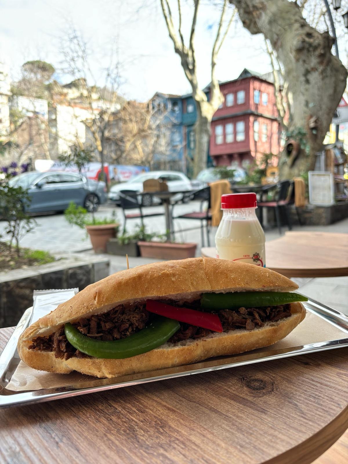 Kuzguncuk Kavurmacısı