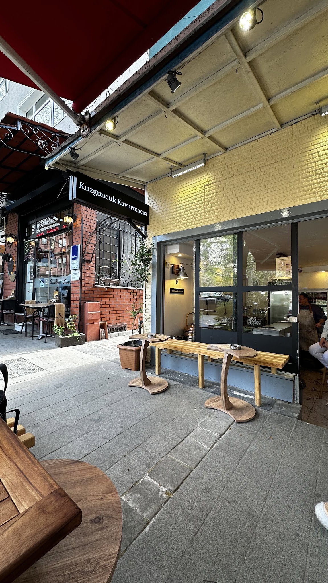 Kuzguncuk Kavurmacısı