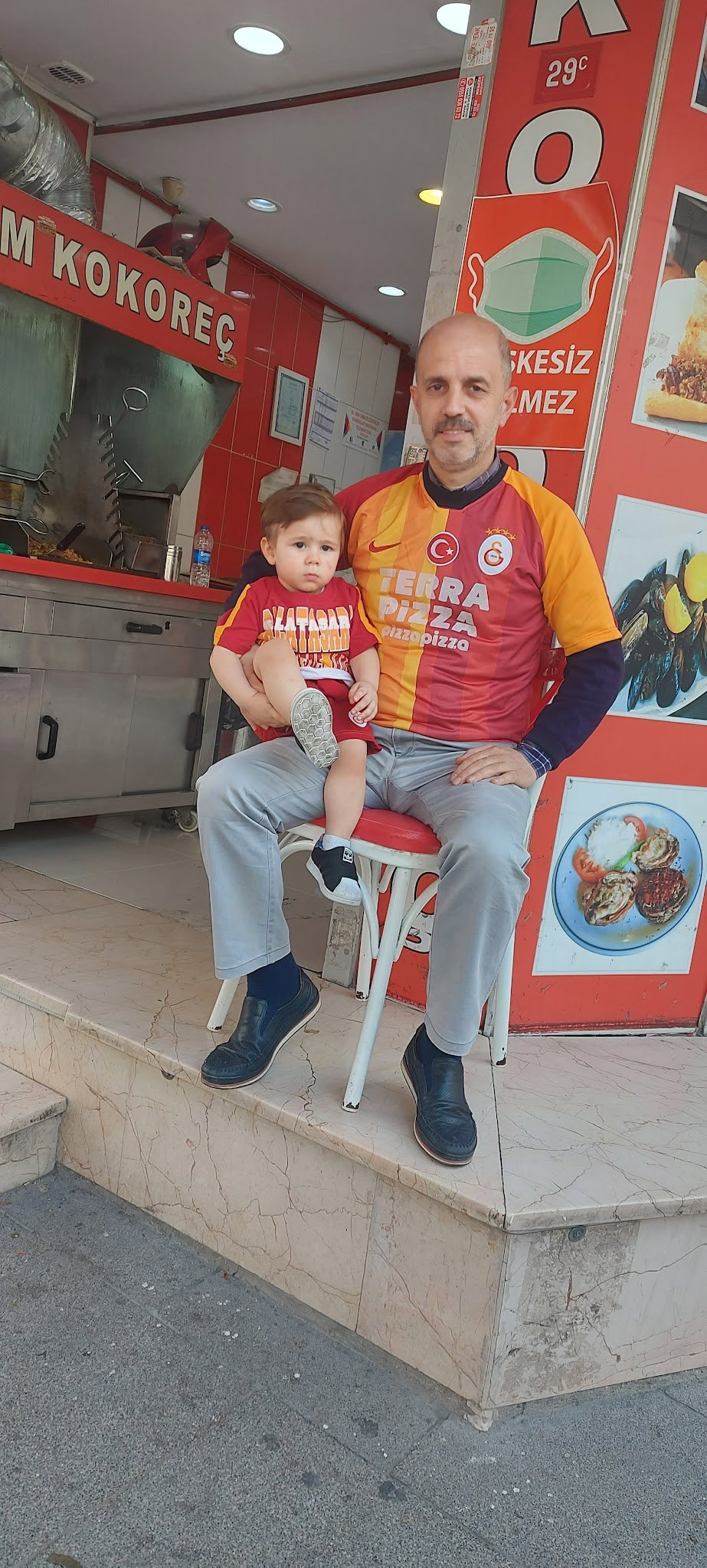 Bağcılar Midye Kokoreç Köşem Kokoreç