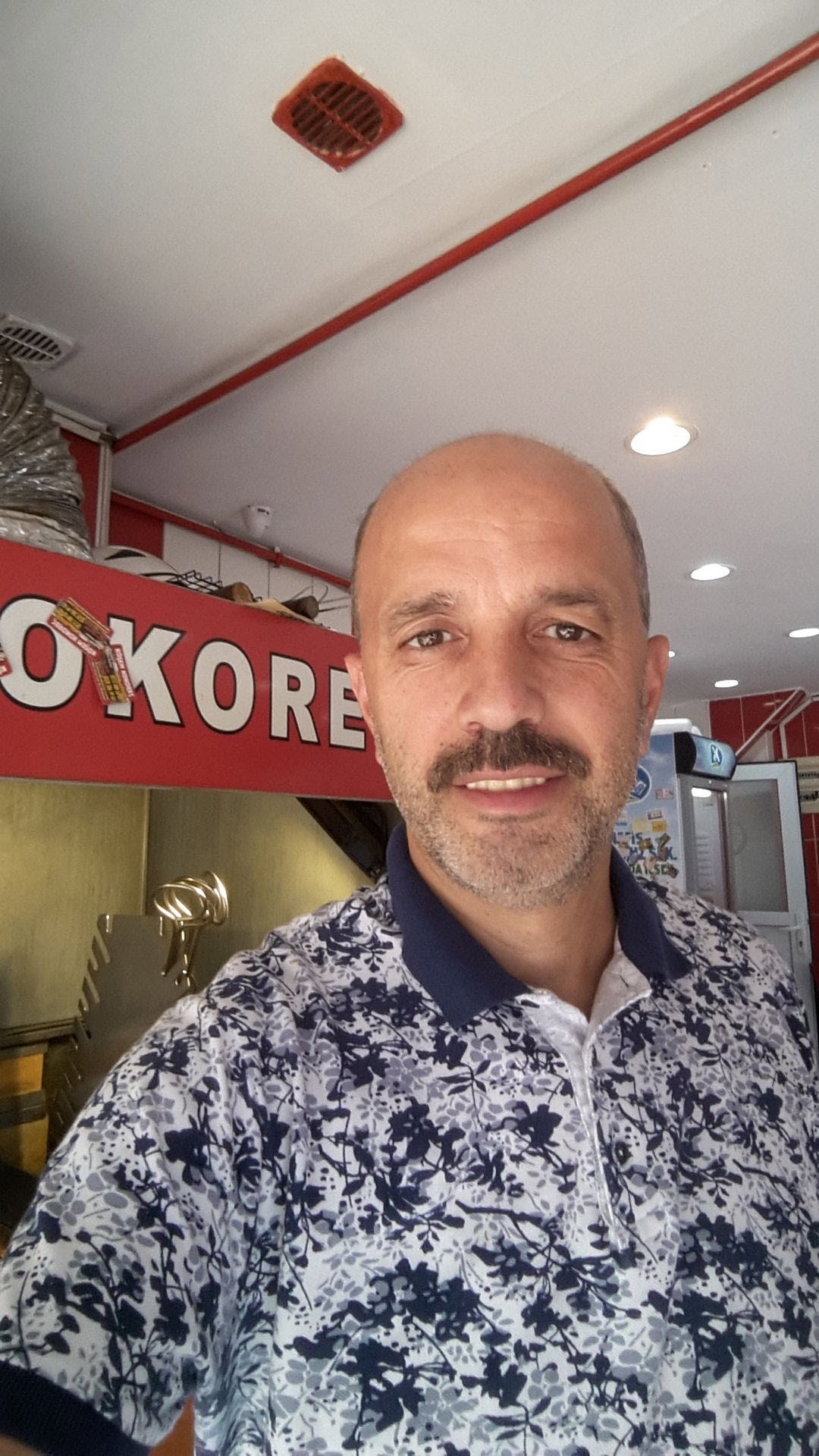 Bağcılar Midye Kokoreç Köşem Kokoreç