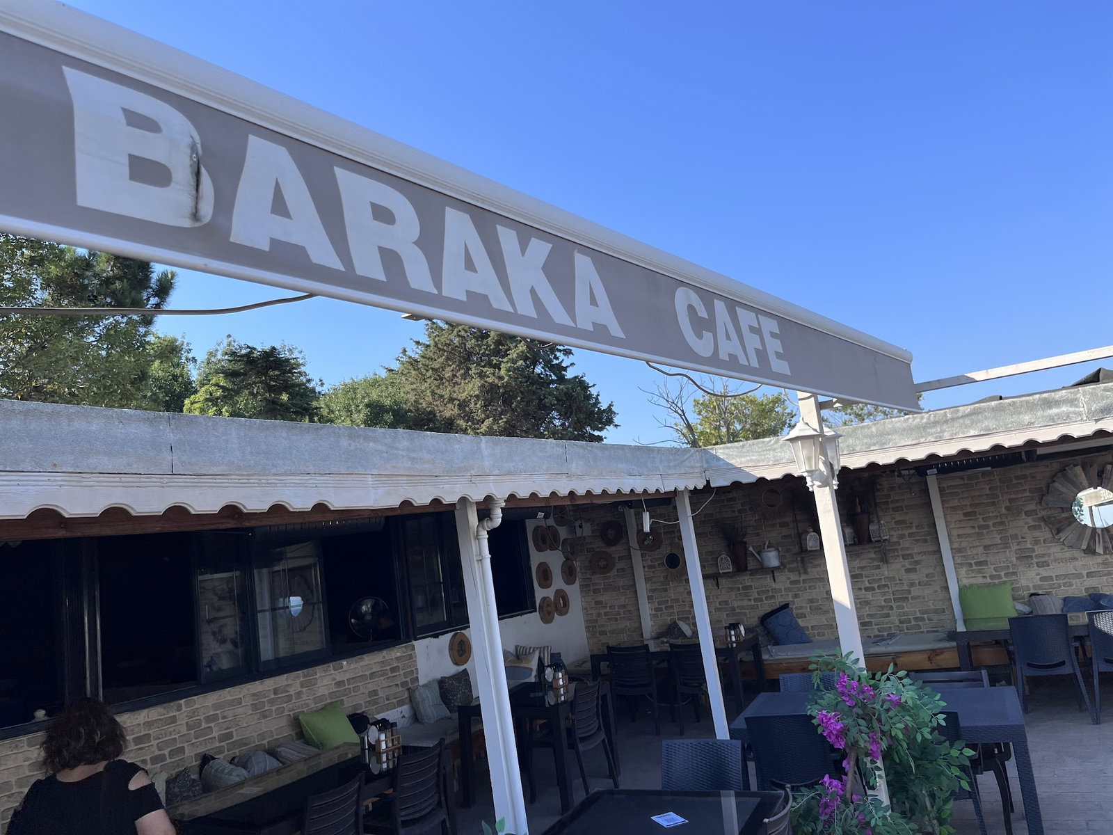 Baraka Cafe