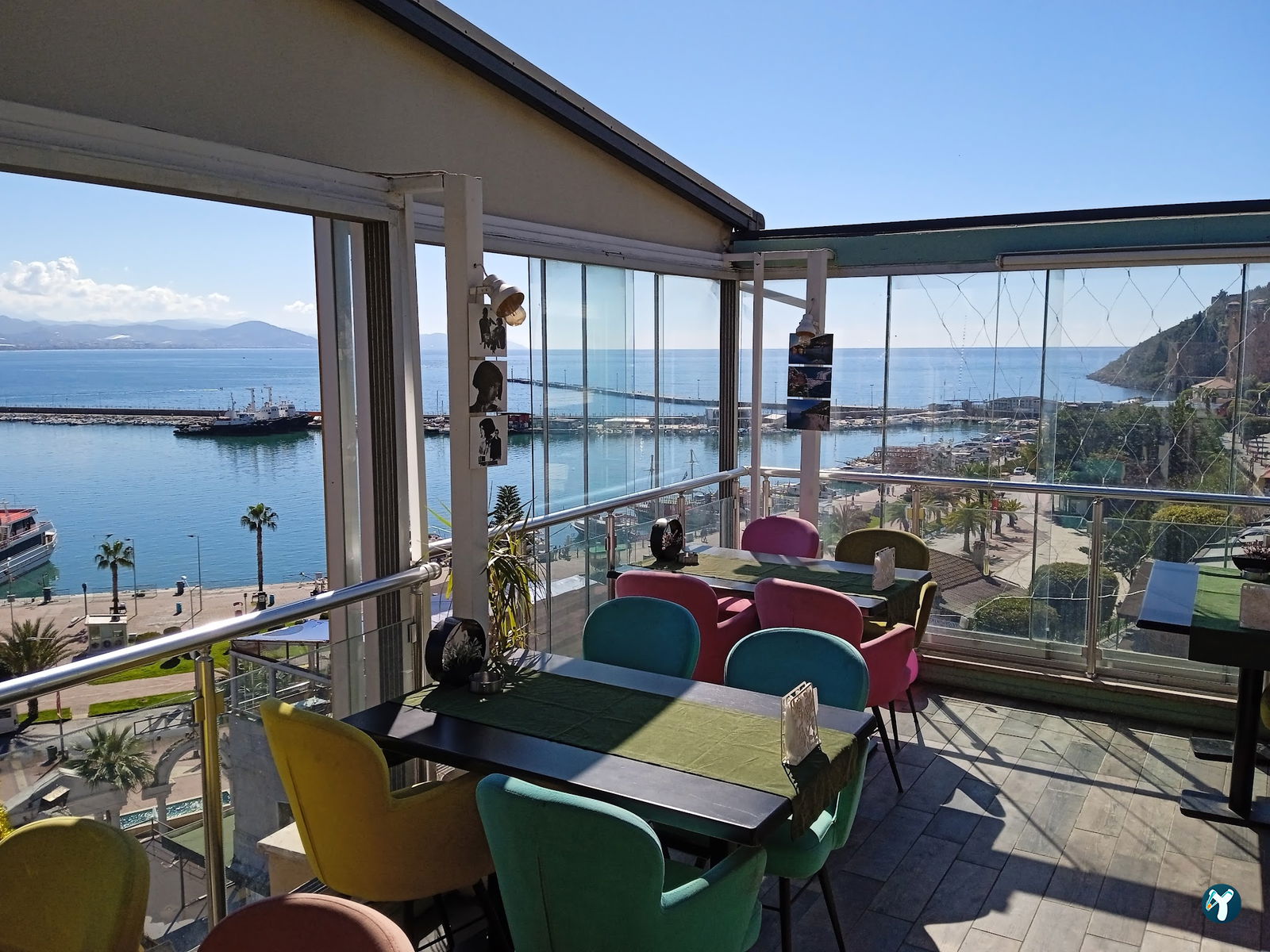 Agc Cafe Bistro Nargile Cafe
