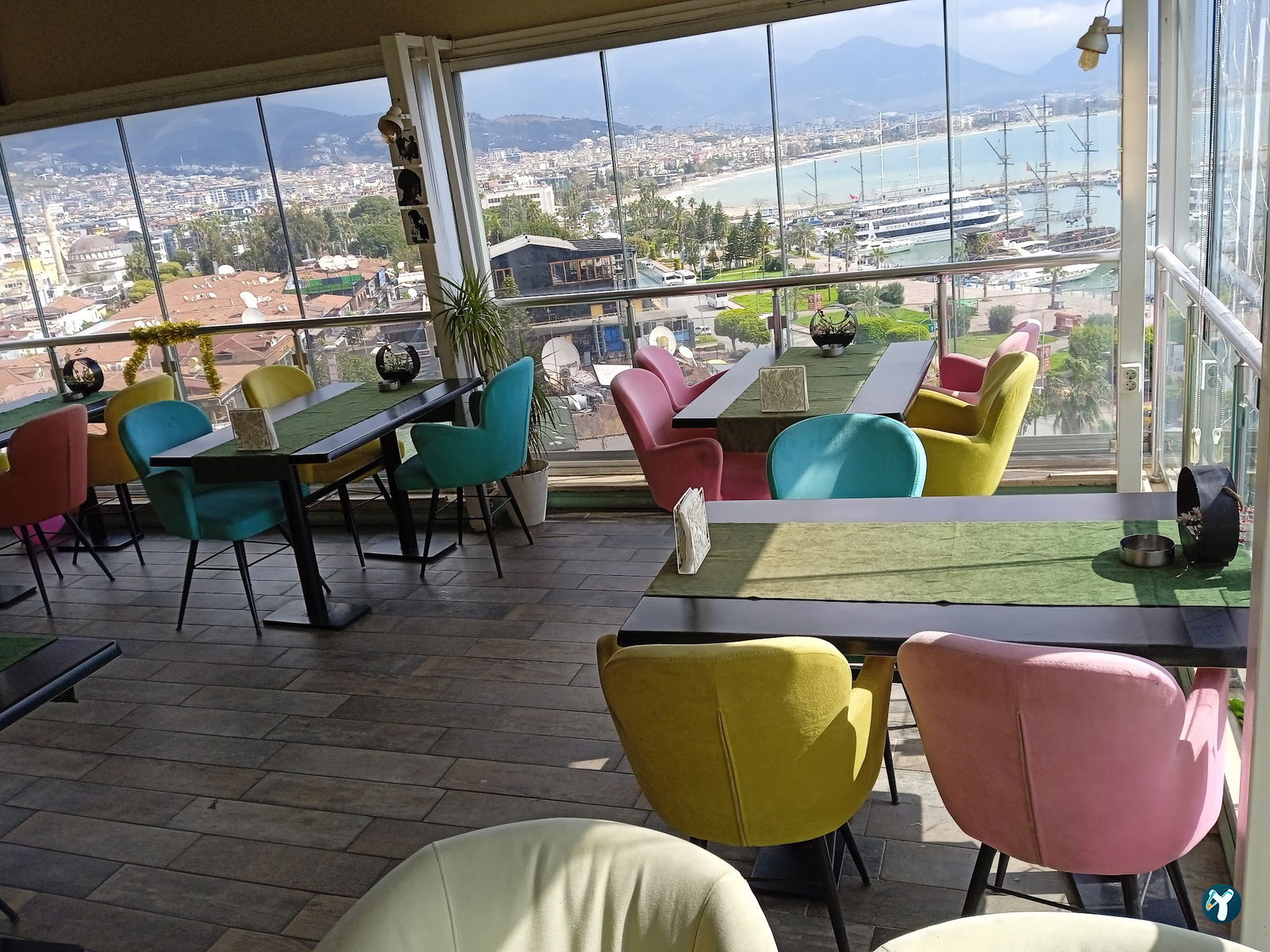 Agc Cafe Bistro Nargile Cafe