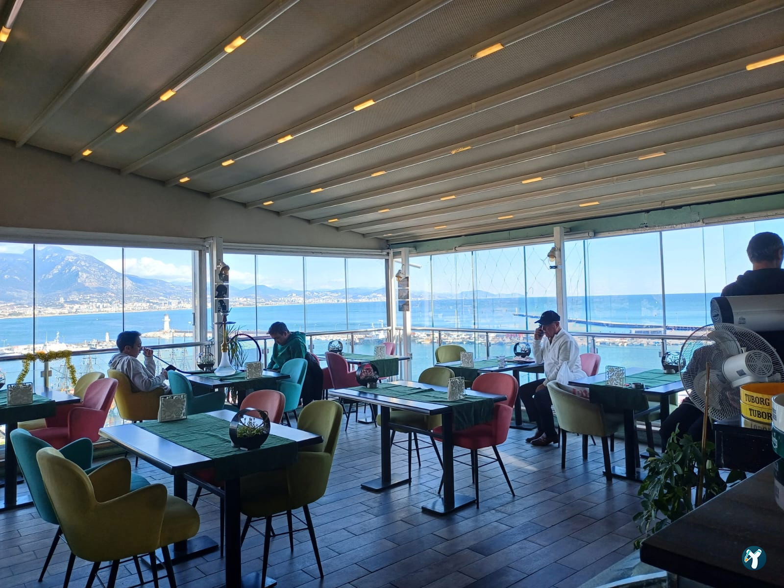 Agc Cafe Bistro Nargile Cafe