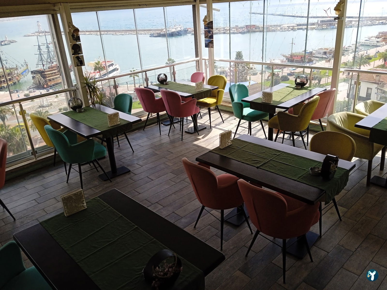 Agc Cafe Bistro Nargile Cafe