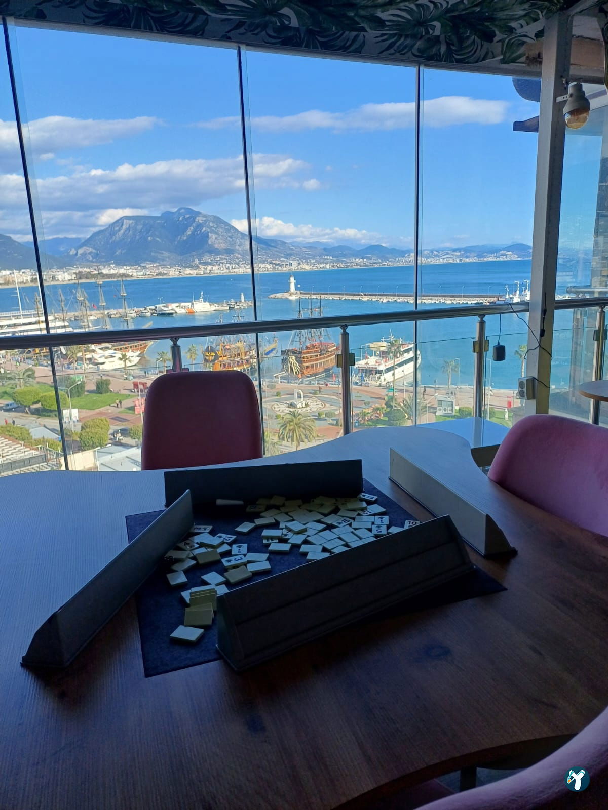 Agc Cafe Bistro Nargile Cafe