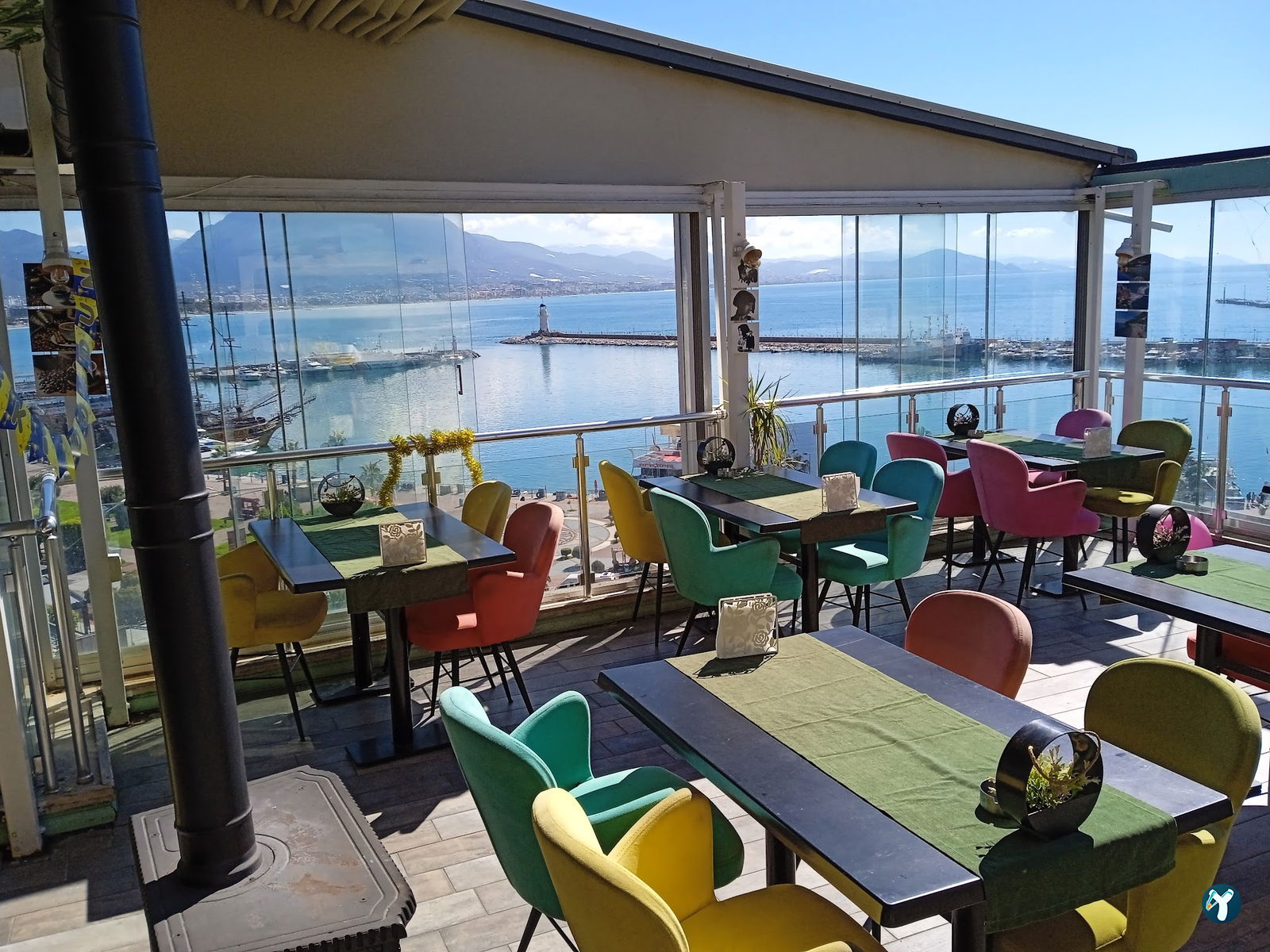 Agc Cafe Bistro Nargile Cafe
