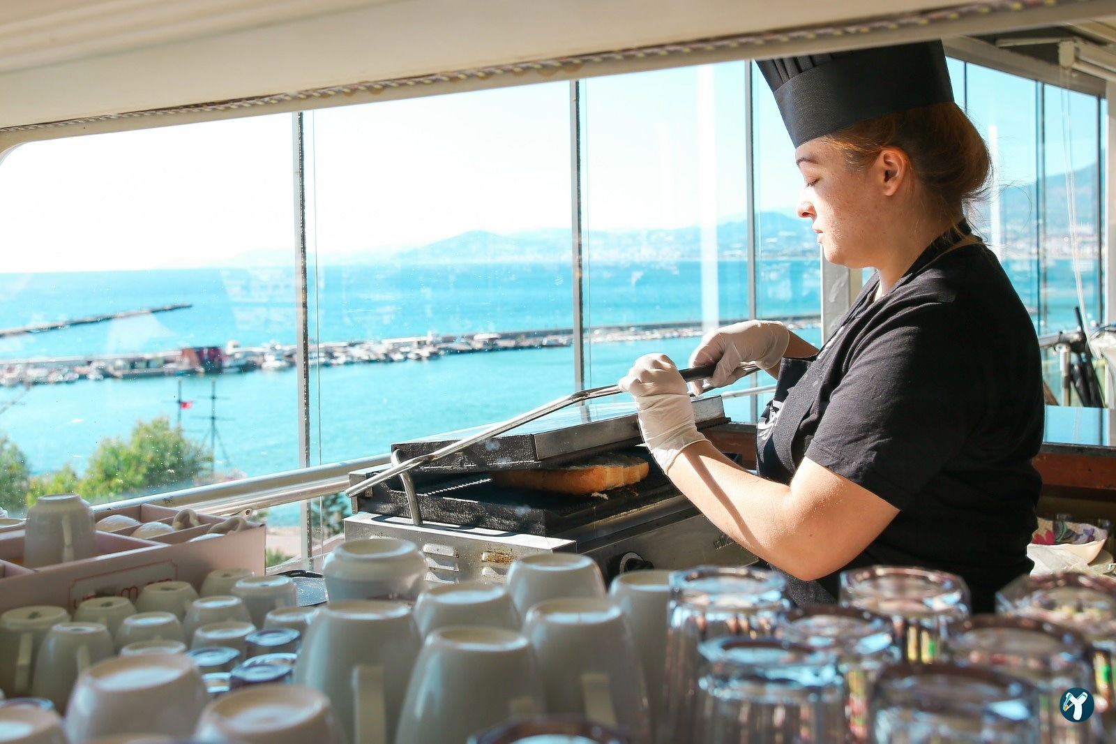 Agc Cafe Bistro Nargile Cafe