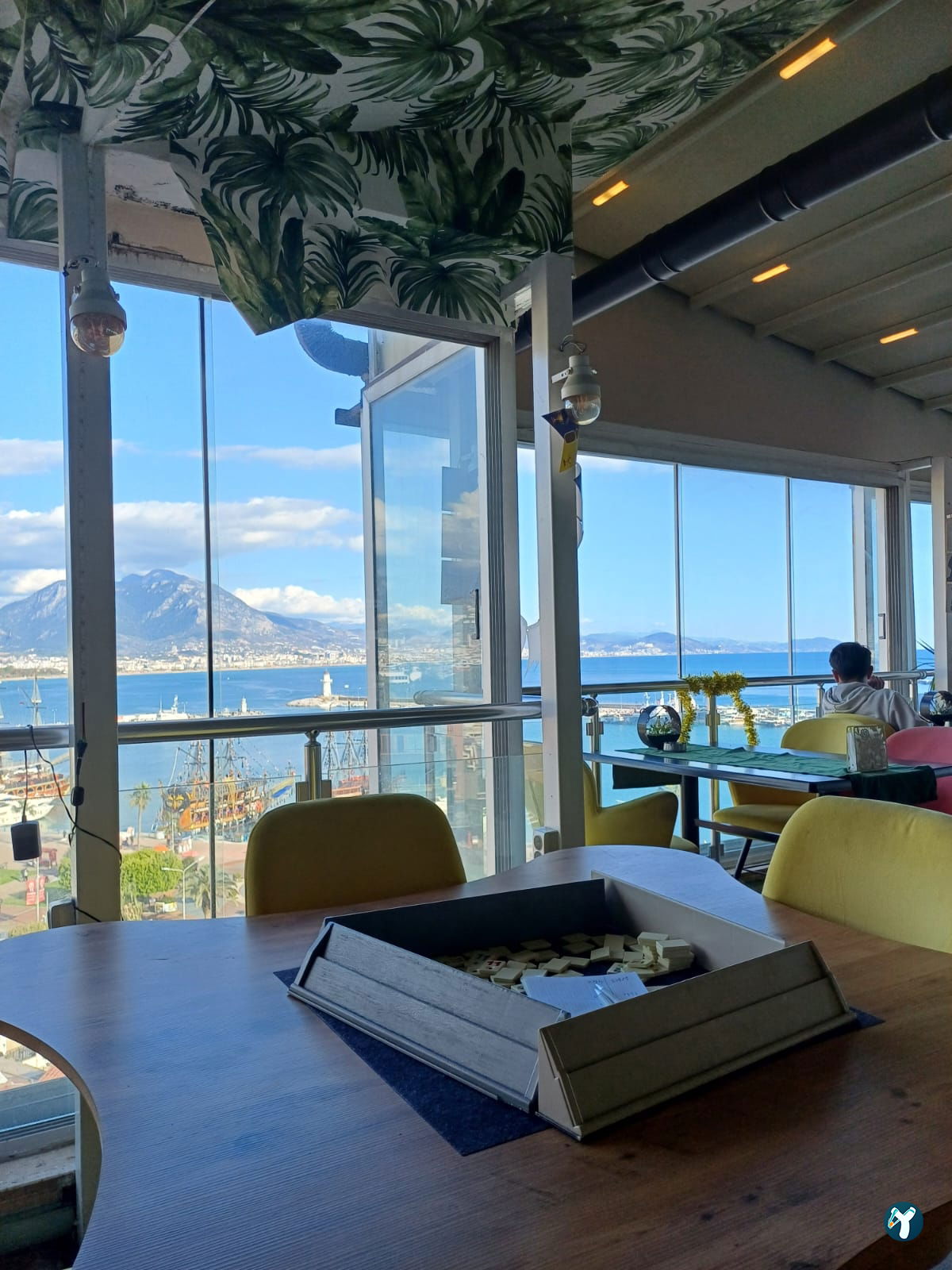 Agc Cafe Bistro Nargile Cafe