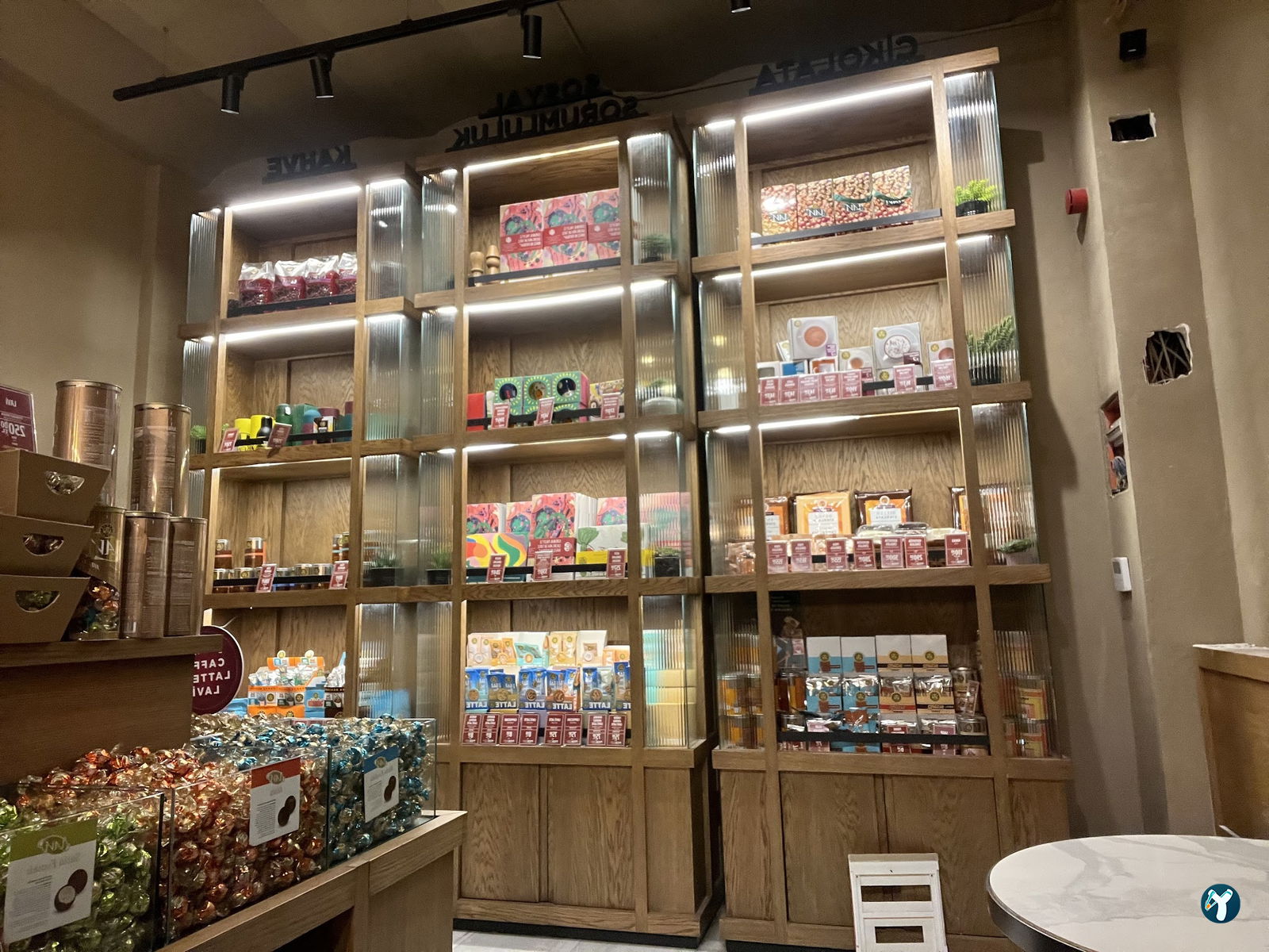 Kahve Dünyası - Kadıköy Çarşı