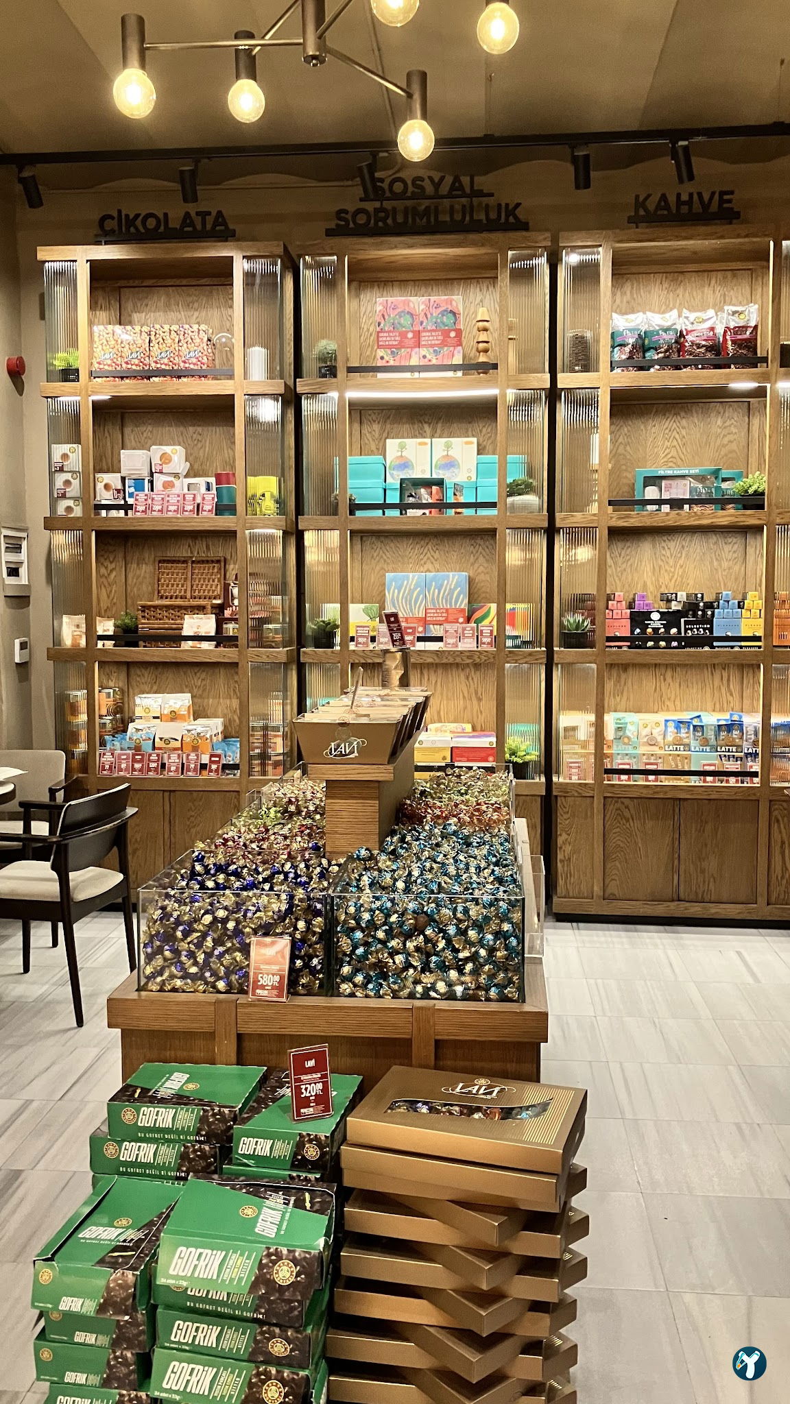 Kahve Dünyası - Kadıköy Çarşı